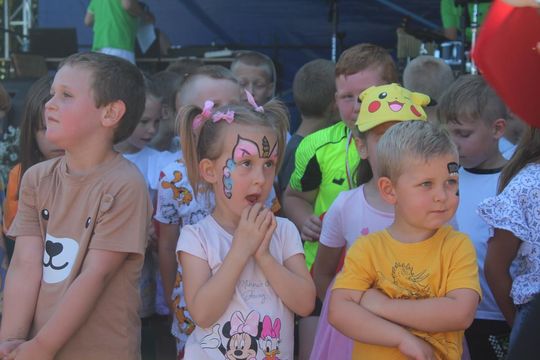 Festyn "Dni Rodziny" na stadionie w Białopolu [GALERIA ZDJĘĆ]