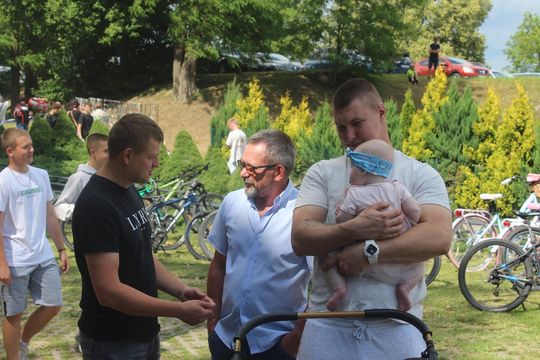 Festyn "Dni Rodziny" na stadionie w Białopolu [GALERIA ZDJĘĆ]