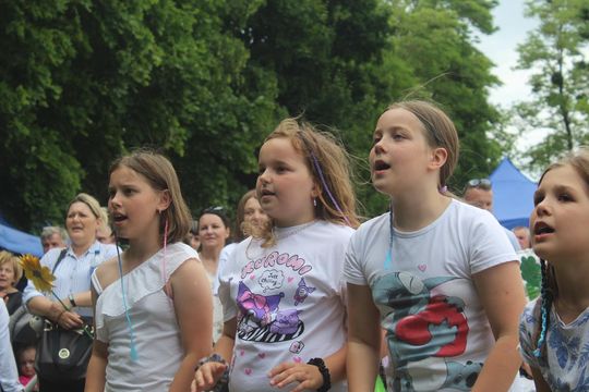 Festyn "Dni Rodziny" na stadionie w Białopolu [GALERIA ZDJĘĆ]