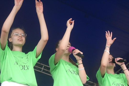 Festyn "Dni Rodziny" na stadionie w Białopolu [GALERIA ZDJĘĆ]