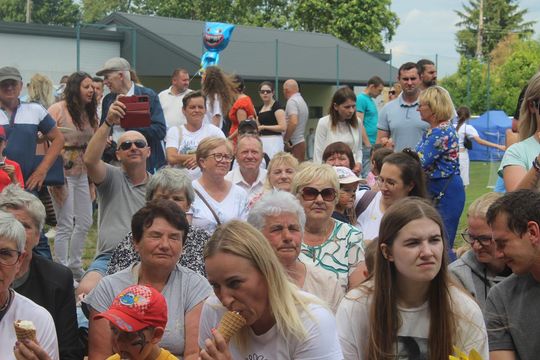 Festyn "Dni Rodziny" na stadionie w Białopolu [GALERIA ZDJĘĆ]