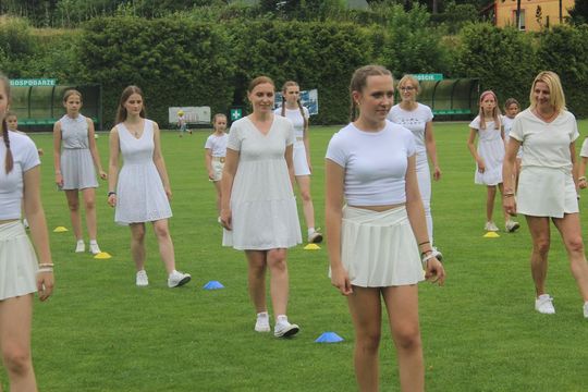 Festyn "Dni Rodziny" na stadionie w Białopolu [GALERIA ZDJĘĆ]