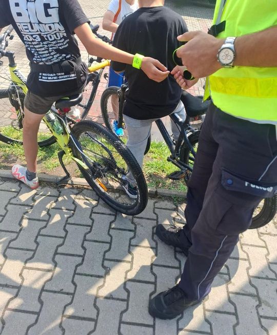 Kolejny wypadek na hulajnodze. 14-latek zabrany śmigłowcem do szpitala [ZDJĘCIA]