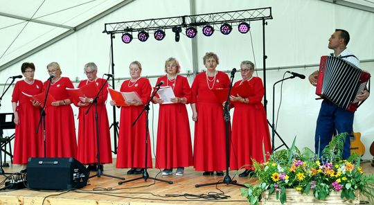 Powiatowy Koncert Papieski, Meczu z okazji 1000-lecia Królestwa Polskiego w Kaniem [GALERIA ZDJĘĆ]
