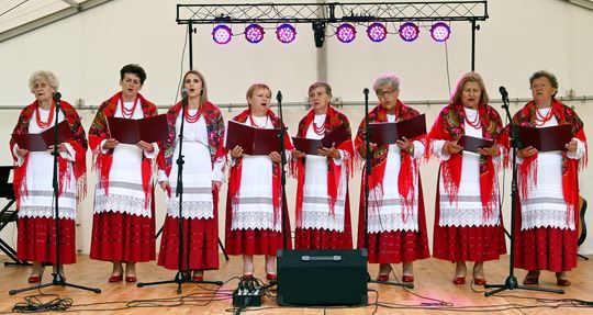 Powiatowy Koncert Papieski, Meczu z okazji 1000-lecia Królestwa Polskiego w Kaniem [GALERIA ZDJĘĆ]