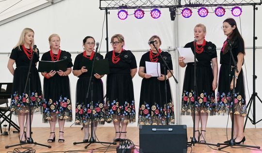 Powiatowy Koncert Papieski, Meczu z okazji 1000-lecia Królestwa Polskiego w Kaniem [GALERIA ZDJĘĆ]