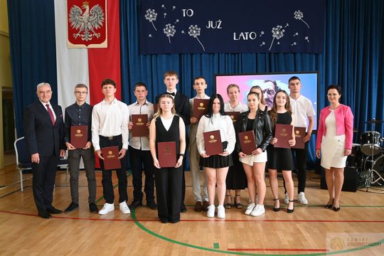 Pow. krasnostawski. Stypendia starosty wręczone [GALERIA ZDJĘĆ] 