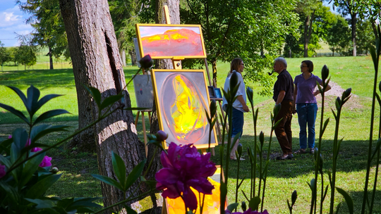 Wernisaż prac poplenerowych „Żółte w zielonym – rzecz o Lubelskim Bursztynie” [GALERIA ZDJĘĆ]