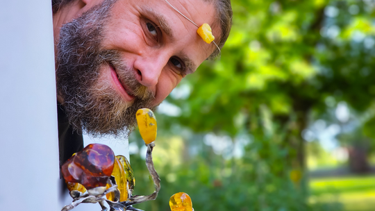 Wernisaż prac poplenerowych „Żółte w zielonym – rzecz o Lubelskim Bursztynie” [GALERIA ZDJĘĆ]