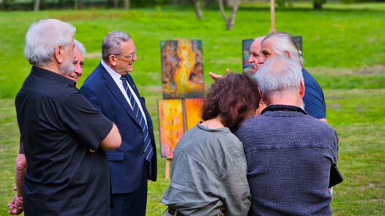 Wernisaż prac poplenerowych „Żółte w zielonym – rzecz o Lubelskim Bursztynie” [GALERIA ZDJĘĆ]