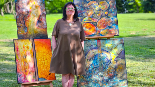 Wernisaż prac poplenerowych „Żółte w zielonym – rzecz o Lubelskim Bursztynie” [GALERIA ZDJĘĆ]