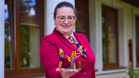 Wernisaż prac poplenerowych „Żółte w zielonym – rzecz o Lubelskim Bursztynie” [GALERIA ZDJĘĆ]