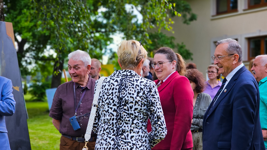 Wernisaż prac poplenerowych „Żółte w zielonym – rzecz o Lubelskim Bursztynie” [GALERIA ZDJĘĆ]