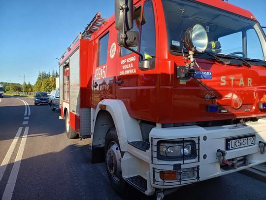 Zderzenie dwóch busów na krajowej 17 w Izbicy. 7 osób poszkodowanych. Droga zablokowana! [ZDJĘCIA]