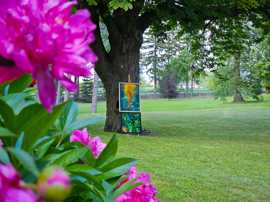 Wernisaż prac poplenerowych „Żółte w zielonym – rzecz o Lubelskim Bursztynie” [GALERIA ZDJĘĆ]