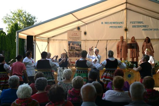 III Wojewódzki Festiwal Piosenki Biesiadnej w Pawłowie [GALERIA ZDJĘĆ]