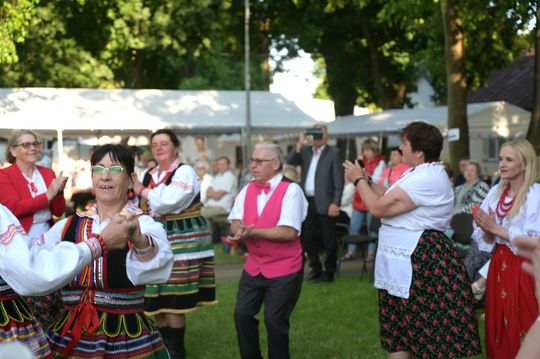 III Wojewódzki Festiwal Piosenki Biesiadnej w Pawłowie [GALERIA ZDJĘĆ]
