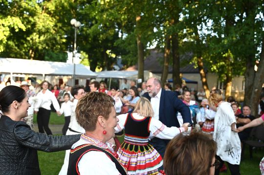 III Wojewódzki Festiwal Piosenki Biesiadnej w Pawłowie [GALERIA ZDJĘĆ]