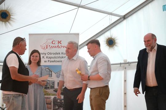 III Wojewódzki Festiwal Piosenki Biesiadnej w Pawłowie [GALERIA ZDJĘĆ]