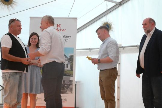 III Wojewódzki Festiwal Piosenki Biesiadnej w Pawłowie [GALERIA ZDJĘĆ]