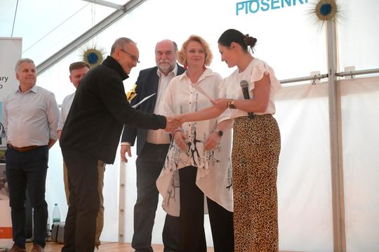 III Wojewódzki Festiwal Piosenki Biesiadnej w Pawłowie [GALERIA ZDJĘĆ]