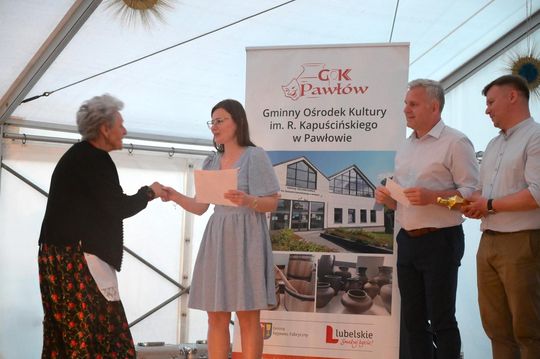 III Wojewódzki Festiwal Piosenki Biesiadnej w Pawłowie [GALERIA ZDJĘĆ]