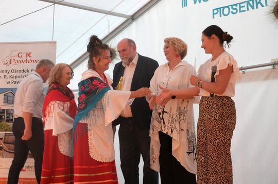 III Wojewódzki Festiwal Piosenki Biesiadnej w Pawłowie [GALERIA ZDJĘĆ]