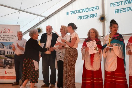 III Wojewódzki Festiwal Piosenki Biesiadnej w Pawłowie [GALERIA ZDJĘĆ]