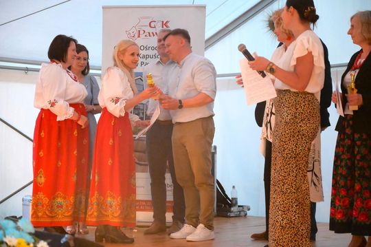 III Wojewódzki Festiwal Piosenki Biesiadnej w Pawłowie [GALERIA ZDJĘĆ]