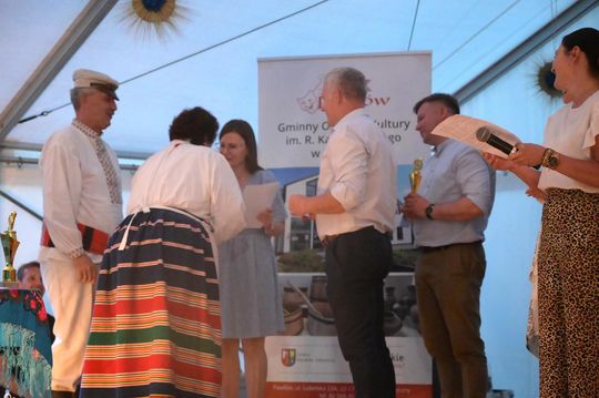 III Wojewódzki Festiwal Piosenki Biesiadnej w Pawłowie [GALERIA ZDJĘĆ]