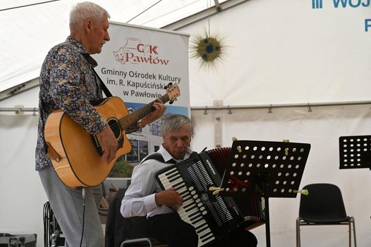 III Wojewódzki Festiwal Piosenki Biesiadnej w Pawłowie [GALERIA ZDJĘĆ]