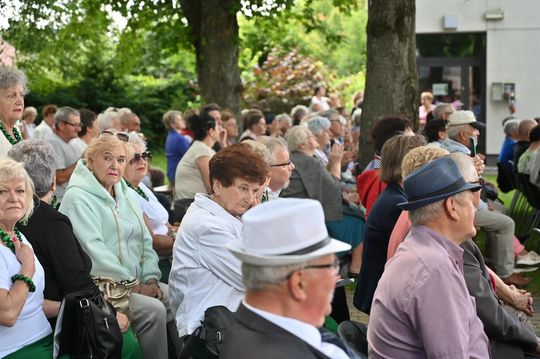 III Wojewódzki Festiwal Piosenki Biesiadnej w Pawłowie [GALERIA ZDJĘĆ]