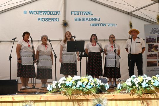 III Wojewódzki Festiwal Piosenki Biesiadnej w Pawłowie [GALERIA ZDJĘĆ]