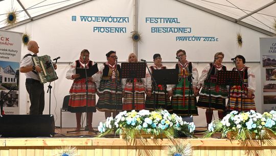 III Wojewódzki Festiwal Piosenki Biesiadnej w Pawłowie [GALERIA ZDJĘĆ]