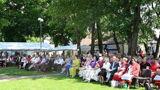 III Wojewódzki Festiwal Piosenki Biesiadnej w Pawłowie [GALERIA ZDJĘĆ]