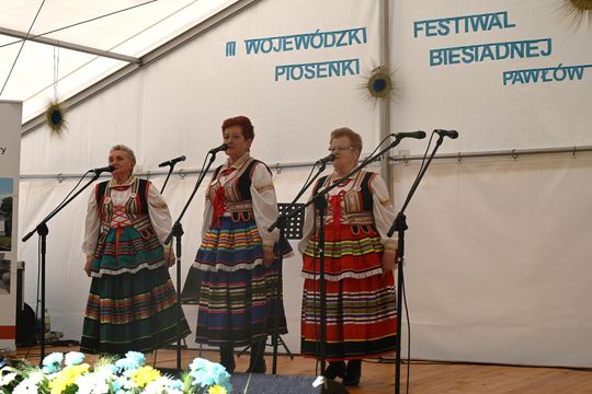 III Wojewódzki Festiwal Piosenki Biesiadnej w Pawłowie [GALERIA ZDJĘĆ]