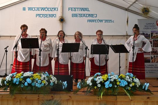 III Wojewódzki Festiwal Piosenki Biesiadnej w Pawłowie [GALERIA ZDJĘĆ]