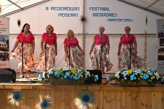 III Wojewódzki Festiwal Piosenki Biesiadnej w Pawłowie [GALERIA ZDJĘĆ]