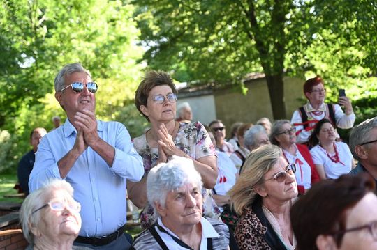 III Wojewódzki Festiwal Piosenki Biesiadnej w Pawłowie [GALERIA ZDJĘĆ]