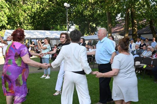 III Wojewódzki Festiwal Piosenki Biesiadnej w Pawłowie [GALERIA ZDJĘĆ]