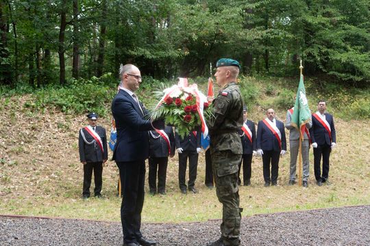 Chełm. Uroczystości upamiętnienia ofiar tragicznych wydarzeń w Kumowej Dolinie [GALERIA ZDJĘĆ]