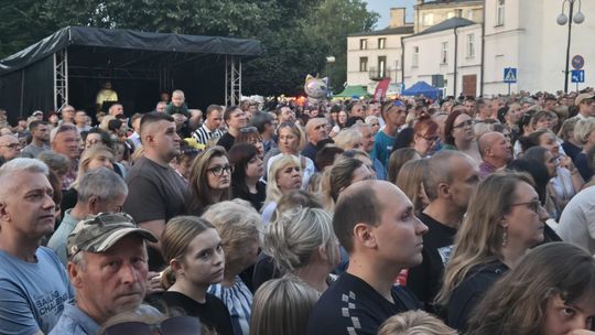 Dni Chełma 2025. Chełmianie bawią się na koncertach. Cz. II [GALERIA ZDJĘĆ]