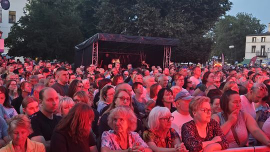 Dni Chełma 2025. Chełmianie bawią się na koncertach. Cz. II [GALERIA ZDJĘĆ]