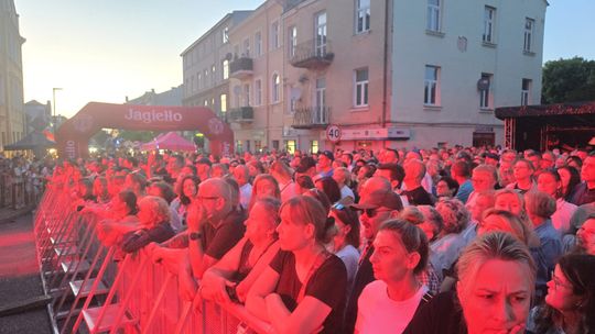 Dni Chełma 2025. Chełmianie bawią się na koncertach. Cz. II [GALERIA ZDJĘĆ]