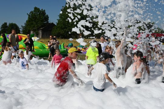 Gm. Chełm. Jagodne się zapieniło! Powiatowy piknik rodzinny [GALERIA ZDJĘĆ]