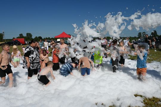 Gm. Chełm. Jagodne się zapieniło! Powiatowy piknik rodzinny [GALERIA ZDJĘĆ]