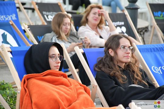 Krasnystaw. Kolejna odsłona Film & Grill. Kino na Rynku Miejskim [GALERIA ZDJĘĆ]