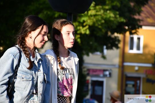 Krasnystaw. Kolejna odsłona Film & Grill. Kino na Rynku Miejskim [GALERIA ZDJĘĆ]