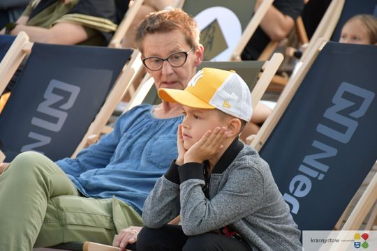 Krasnystaw. Kolejna odsłona Film & Grill. Kino na Rynku Miejskim [GALERIA ZDJĘĆ]