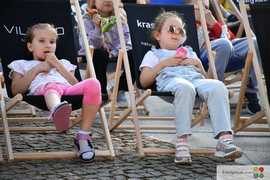 Krasnystaw. Kolejna odsłona Film & Grill. Kino na Rynku Miejskim [GALERIA ZDJĘĆ]